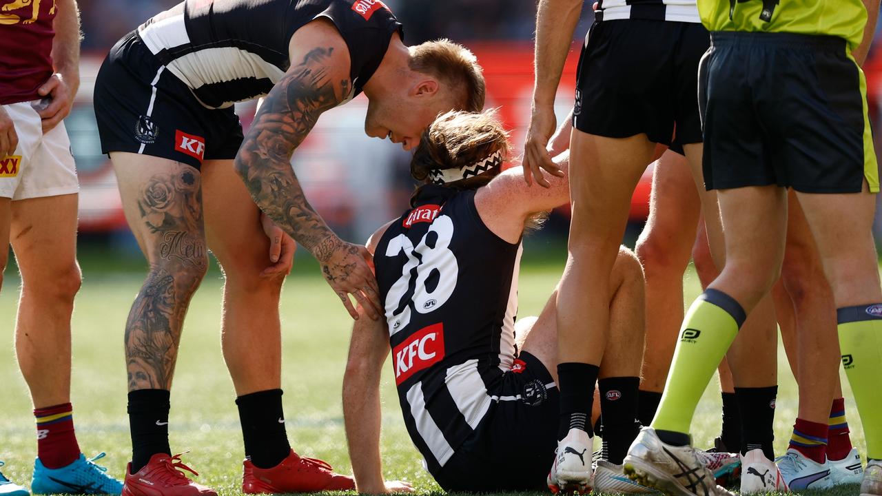 A dazed Nathan Murphy after the knock that put him out of the grand final. Picture: Michael Willson/AFL Photos via Getty Images