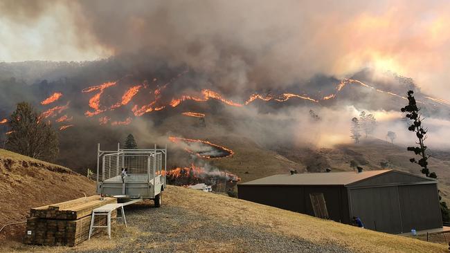 A fire rages in the Gold Coast hinterland in Queensland. Picture: AAP/Supplied by Aleksandar Romanov