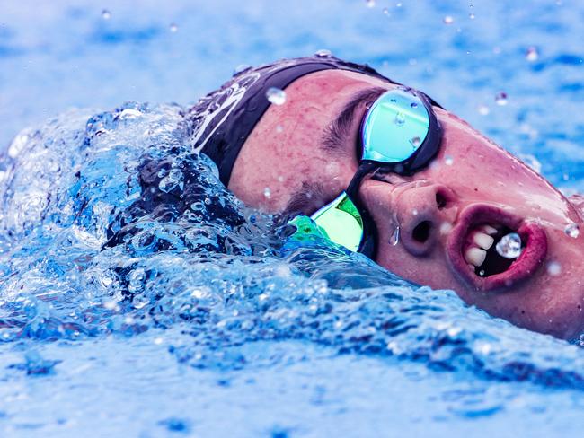 Team Dawin’s Melissa Roberts in the 200m freestyle. Picture: Glenn Campbell