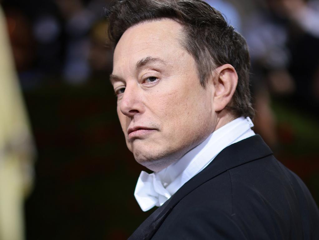 Jimmy Fallon Asks Elon Musk To Fix Twitter Death Hoax Daily Telegraph