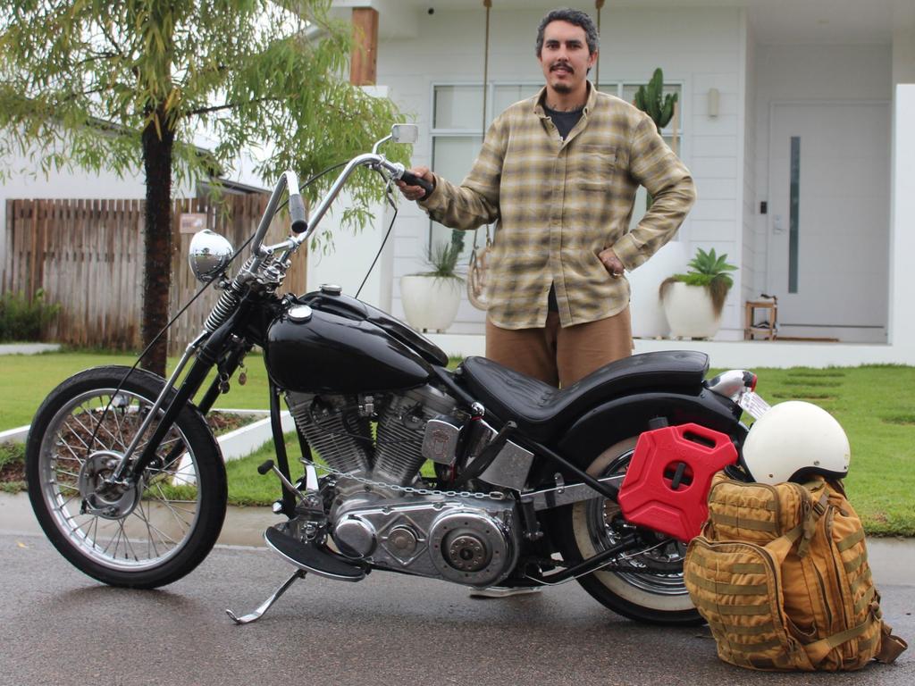 Townsville army veteran Adam Barrett leaving Townsville on his way to The Australian War Memorial where he hopes to raise awareness about Veteran Mental Health.