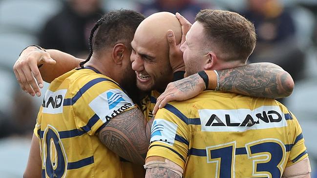 Blake Ferguson finally breaks a 16-week tryscoring drought. Picture: Getty Images.