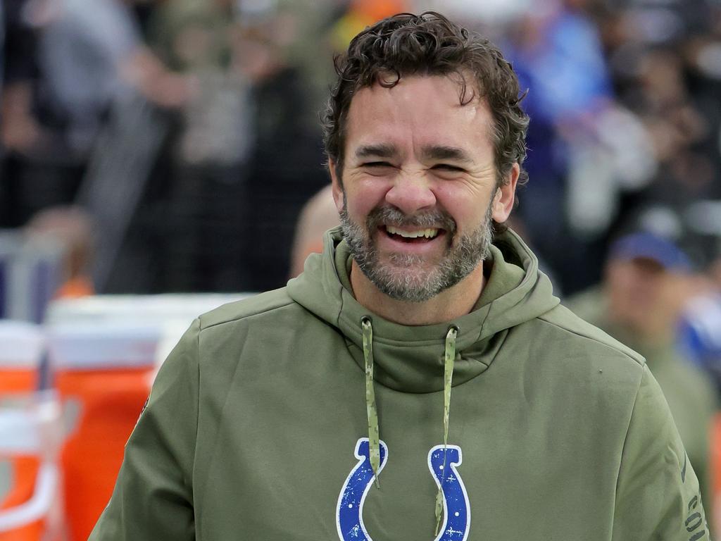 Colts' Jeff Saturday picks up first win after week of scrutiny