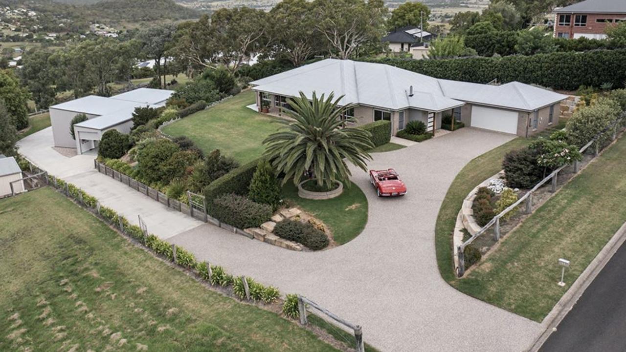 11 Manikato Drive, Hodgson Vale.