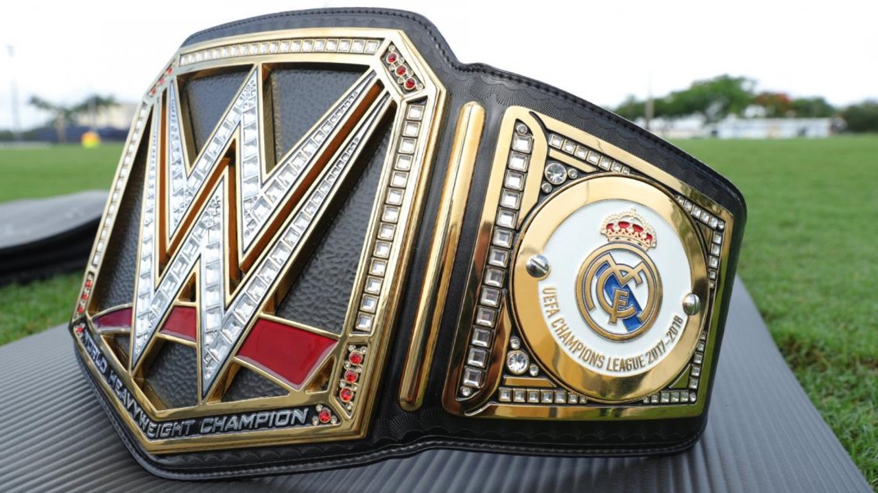 The custom made WWE/Real Madrid ring.