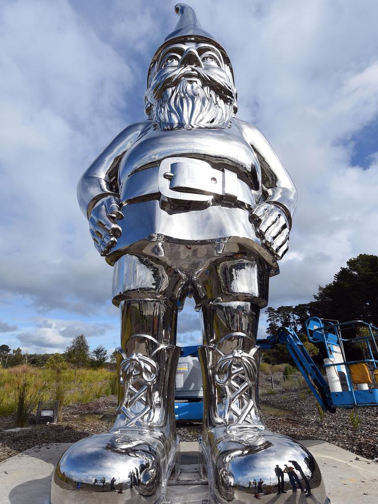 The sculpture used to stand at the intersection of Peninsula Link and Cranbourne Rd, Langwarrin. Picture: Jason Sammon