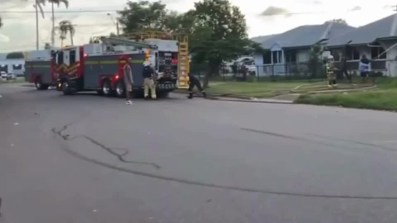 Firefighters battle Townsville blaze