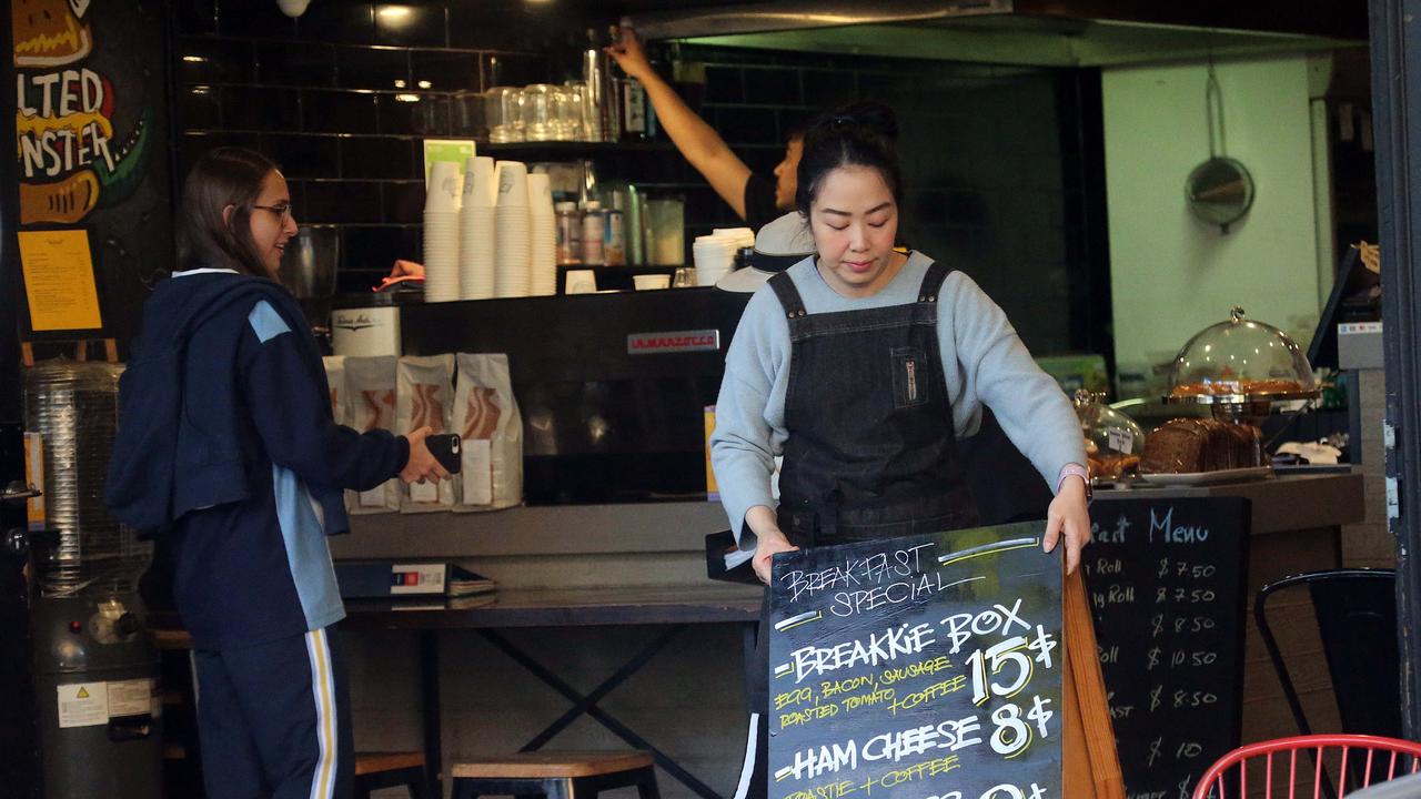 Cafes and restaurants are back in business in Kings Cross and Potts Point. Picture: Matrix News