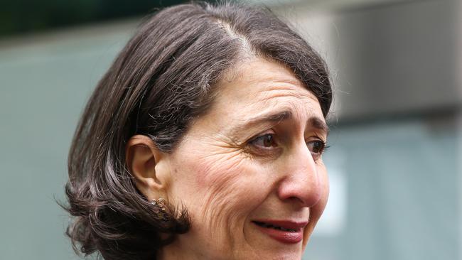 SYDNEY, AUSTRALIA - NewsWire Photos, NOVEMBER 01 2021: Former NSW Premier Gladys Berejiklian addresses the media at ICAC in Sydney. Picture: NCA Newswire / Gaye Gerard