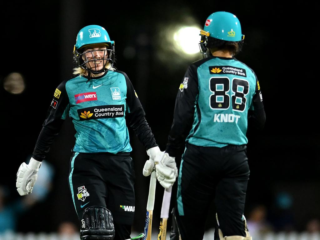 WBBL - The Challenger: Brisbane Heat v Sydney Thunder