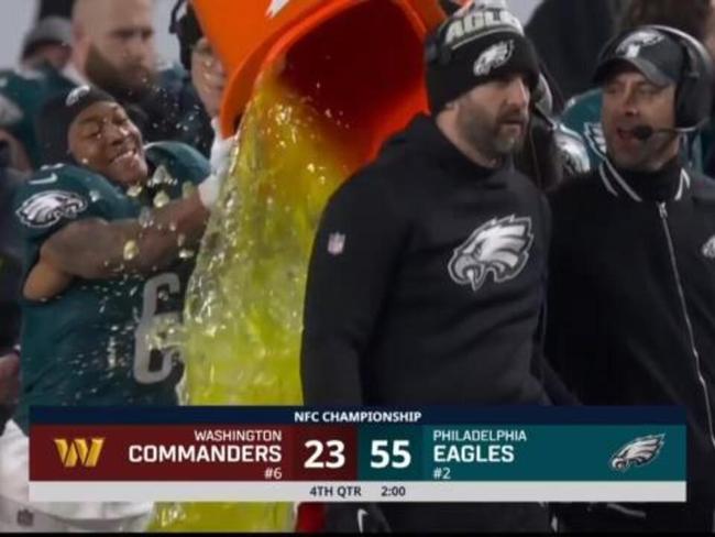 Eagles soar to Super Bowl spot!