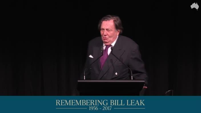 Barry Humphries addresses the crowd at Bill Leak's Memorial