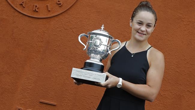 Ash Barty is even more suited suited to the grass of Wimbledon, says Martina Navratilova.