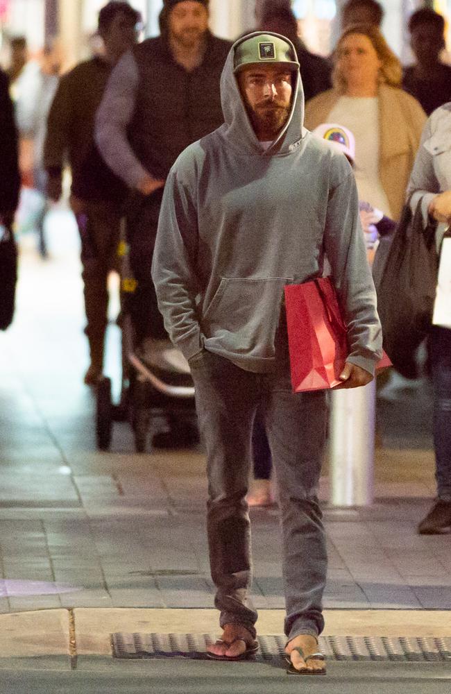 Zac Efron spotted out in Adelaide. Picture: Media Mode