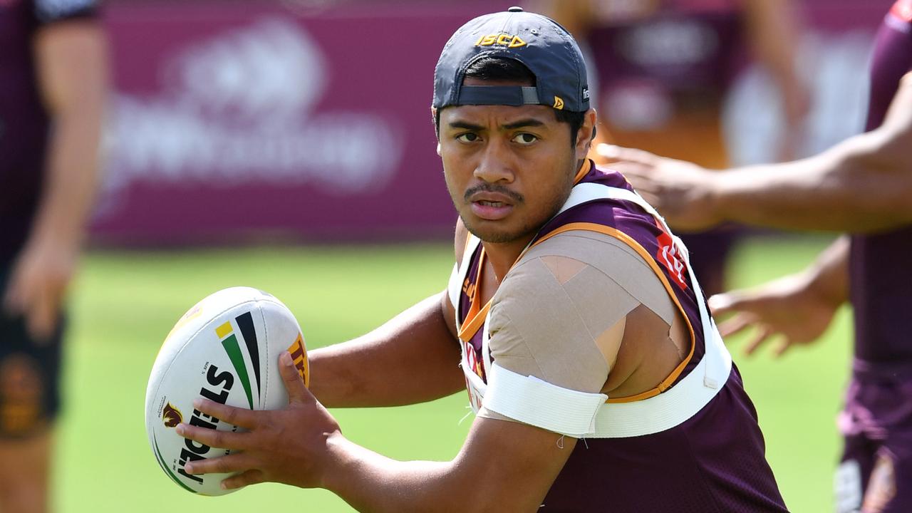 NRL SuperCoach: Best QLD players in 5/8 and HFB positions | The Courier ...