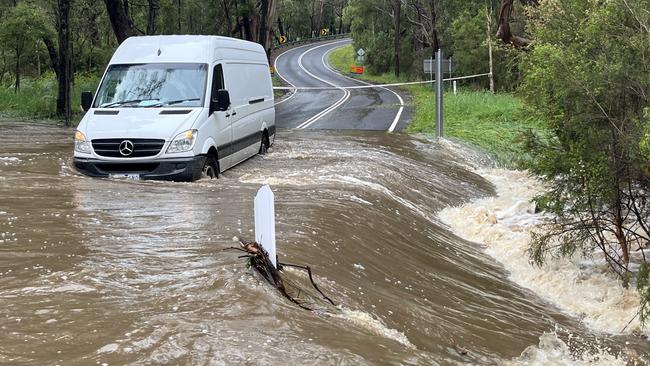 Floodwater towards the top of Arthur's Seat Rd, Mornington Peninsula. Picture: Adam Richmond.