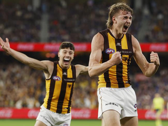 NCA. MELBOURNE, AUSTRALIA. September 4 , 2024. AFL Elimination final. Western Bulldogs vs Hawthorn at the MCG.   Calsher Dear of the Hawks celebrates a 3rd quarter goal   . Pic: Michael Klein