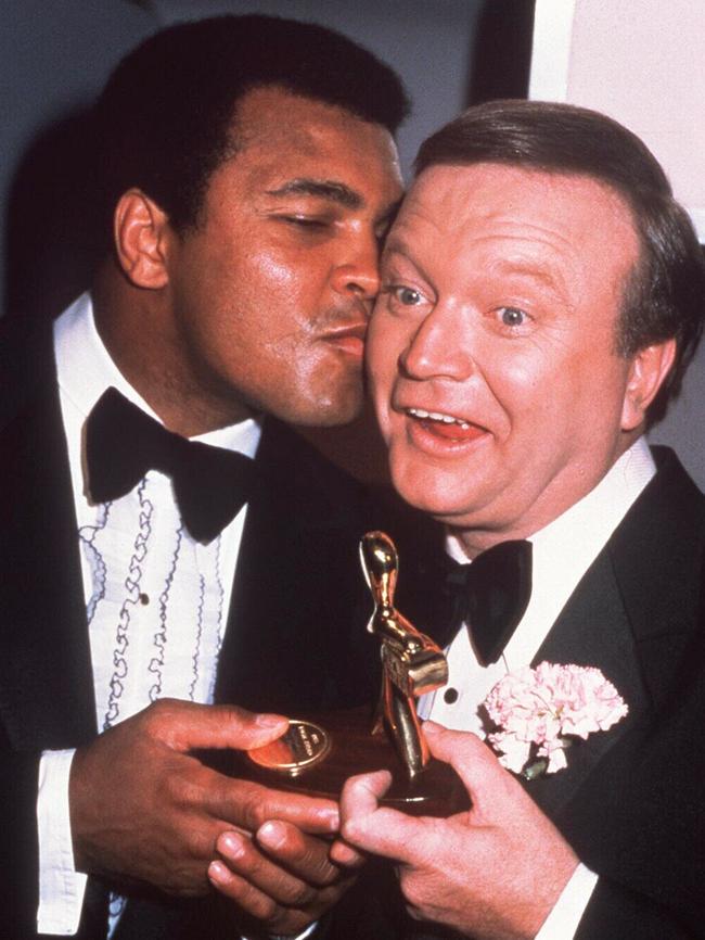 Newton with boxer Muhammad Ali at the 1979 TV Week Logie Awards.