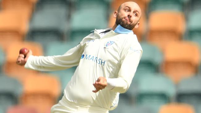 Nathan Lyon in action against Tasmania in the last round of Sheffield Shield (Photo by Steve Bell/Getty Images)