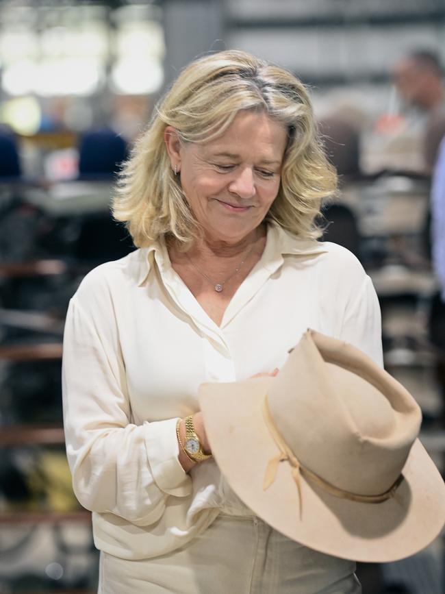 Mrs Forrest and her father’s Akubra. Picture: Jeremy Piper