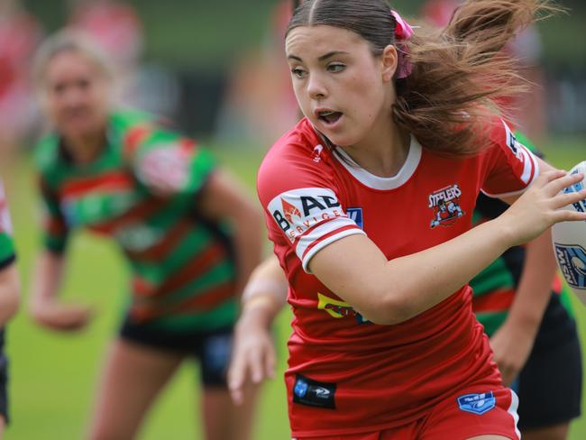 Halle Barrett in action for the Illawarra Steelers. Picture: Mark Newsham Photography