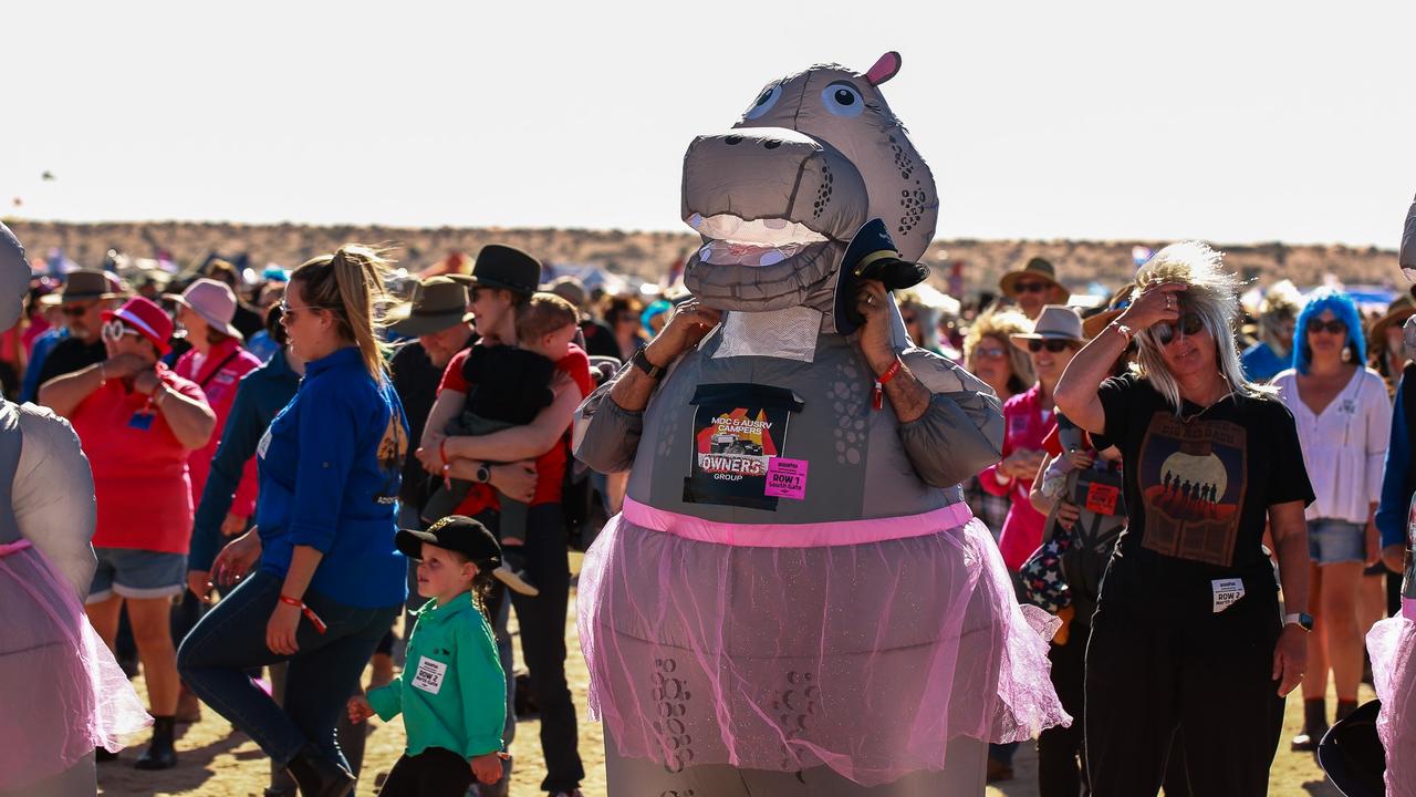 The world record attempt for the Nutbush at Big Red Bash 2023. Photo: Danica Clayton