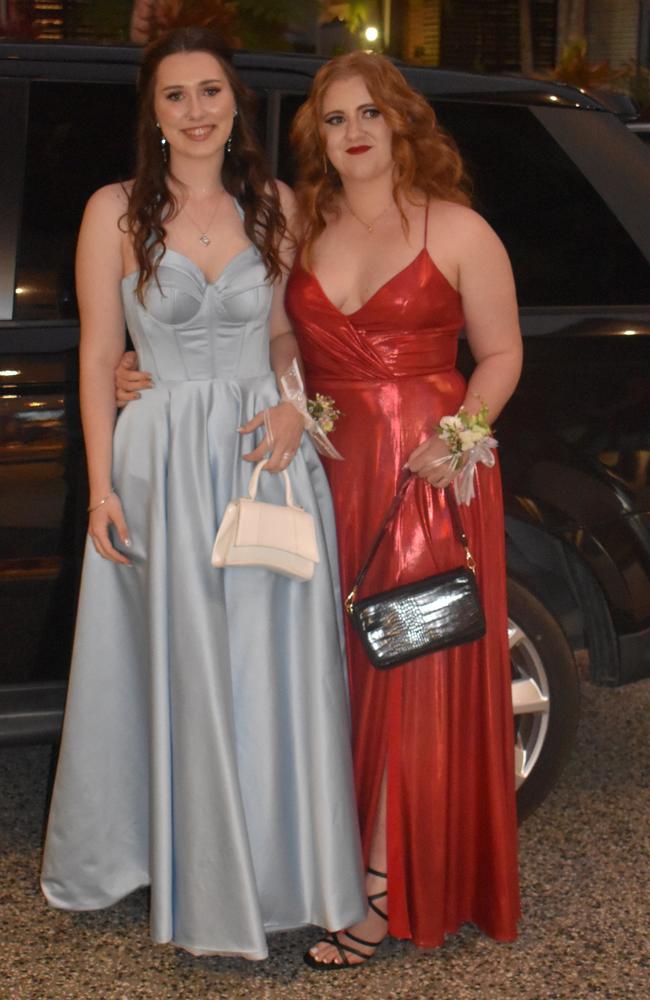 Mercedes and Georgina enjoyed their night at the 2022 Noosa District State High School Formal. Picture: Eddie Franklin