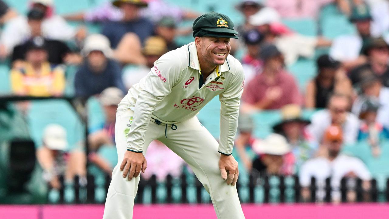 Warner enjoying his final Test match. Picture: Saeed KHAN / AFP