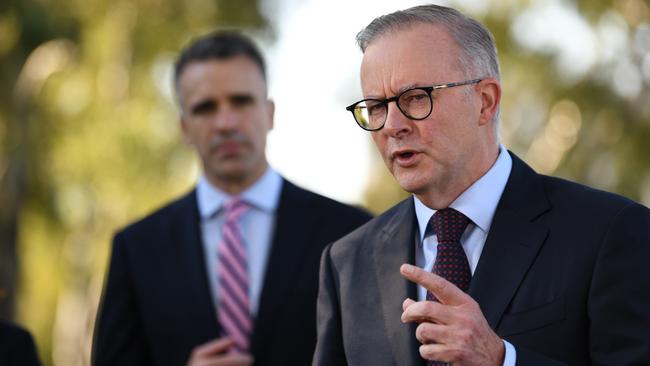 Labor leader Anthony Albanese in Adelaide, with the Premier of South Australia, Peter Malinauskas. Picture: NCA NewsWire / Naomi Jellicoe