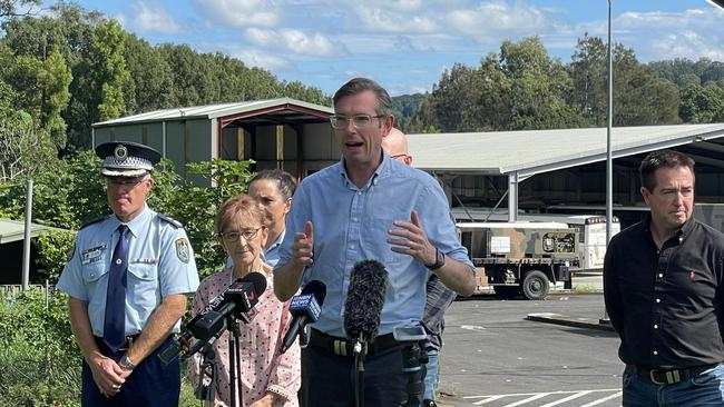 Flood Recovery Commissioner Mal Lanyon, Lismore MP Janelle Saffin, Premier Dominic Perrottet and Deputy Premier Paul Toole were joined by Lismore city Mayor Steve Krieg to announce extra $20,000 flood support for repairing homes across the region. Picture: Nicholas Rupolo.