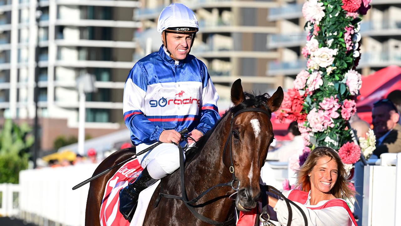 Ryan Maloney returns to the winner’s stall on Maison Louis. Picture: Trackside Photography