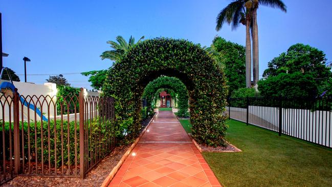 The grand entrance to 102 Virginia Ave, Hawthorne.