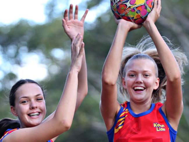 Sisters Kortney 15yrs and  Madison 16yrs Ward at Northgate love Netball. Pic Annette Dew