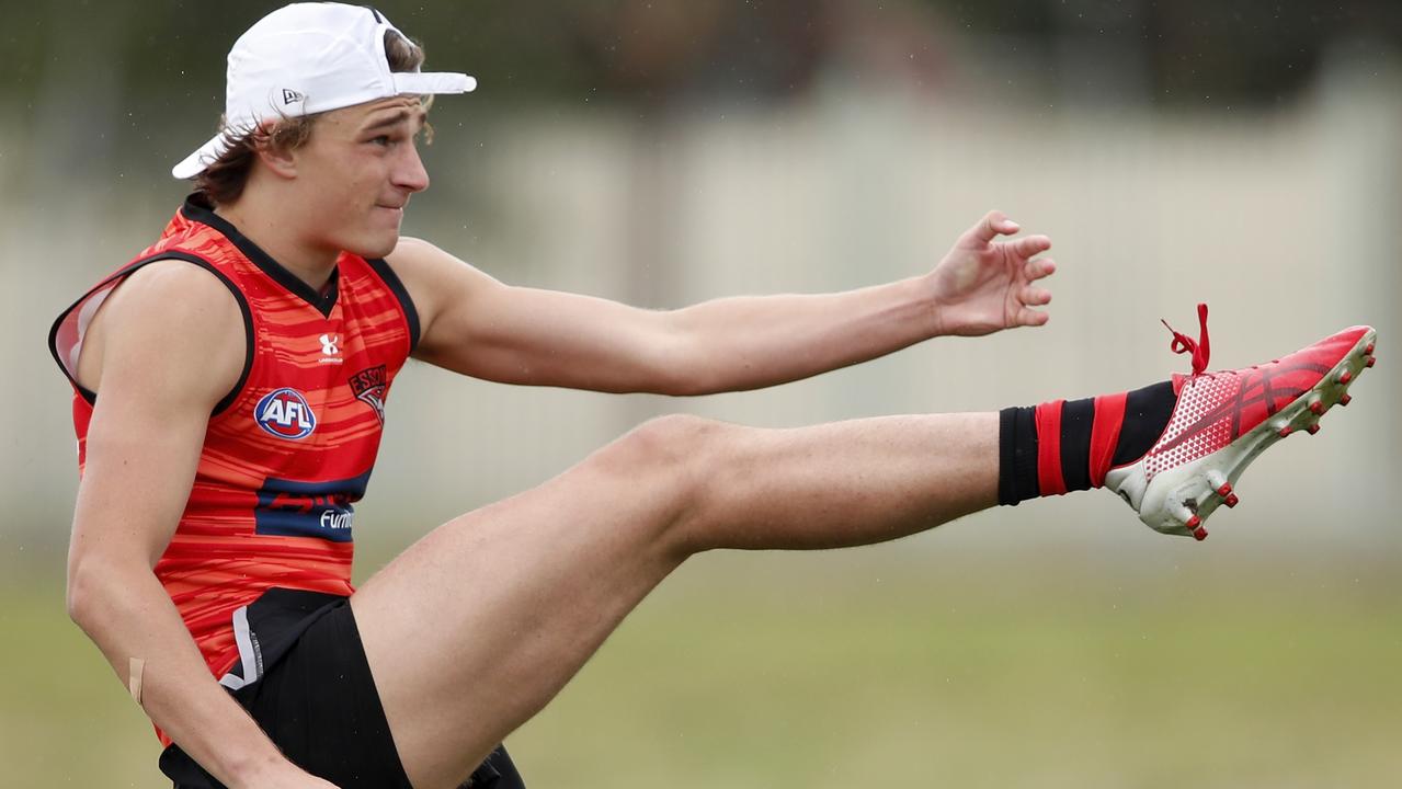 Young Essendon forward Harrison Jones trains at the Hangar.