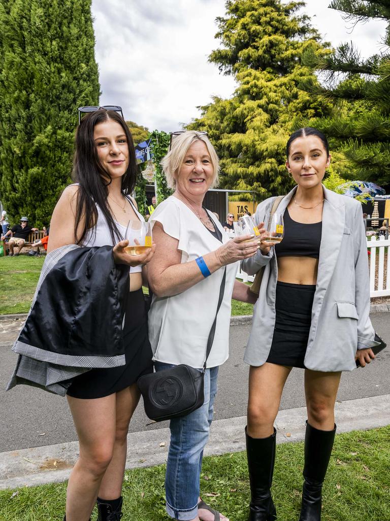 Chloe Calvert, Carol Calvert, Caitlan Calvert. TAS Wine Festival. Picture: Caroline Tan