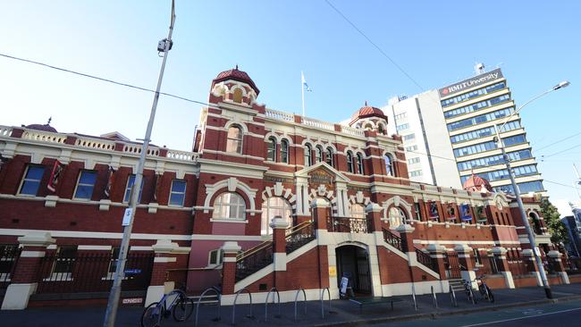 Dean Aitchison will complete a Melbourne City Baths contract after he was jailed for grooming a Philippines child for sex.