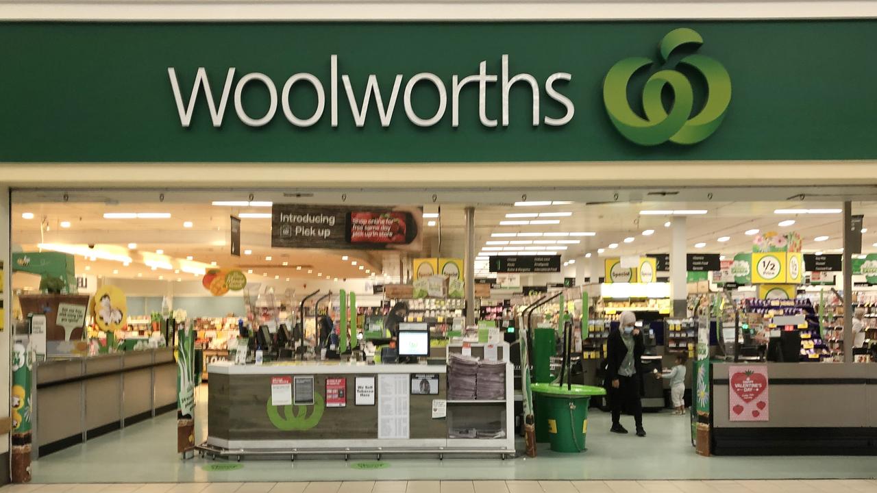 There is now a total of five Woolworth stores on the ‘get tested immediately’ list, after three more were added on Tuesday. Picture: David Crosling