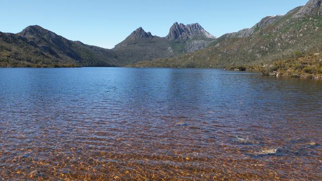 FOR TASWEEKEND or positive tourism stories ONLY Lake Dove and Cradle Mountain. Mandatory credit. Tourism Tasmania and Masaaki Aihara