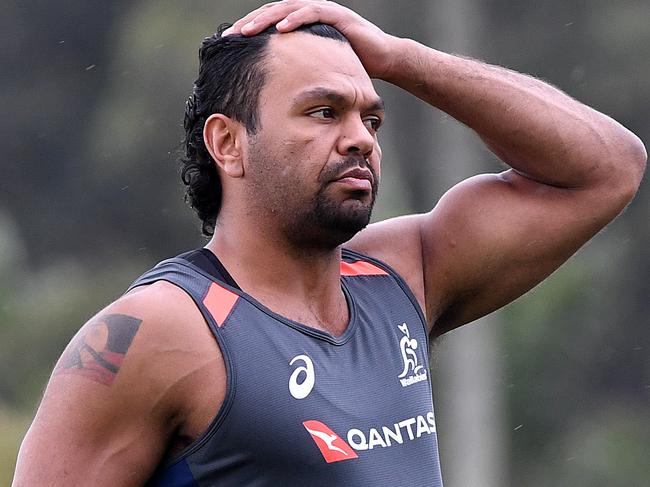 Kurtley Beale looks on during the Australian Wallabies training session at Sanctuary Cove on the Gold Coast, Monday, September 3, 2018. The Wallabies will play a Rugby Championship Test against South Africa in Brisbane on Saturday. (AAP Image/Dave Hunt) NO ARCHIVING