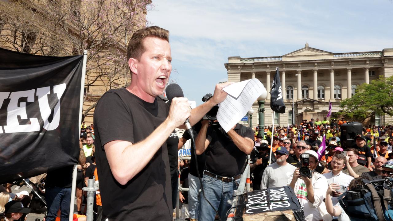 Max Chandler-Mather, Greens Member of the Australian House of Representatives, at the CFMEU protest in Queens Gardens, Brisbane City, on Tuesday 27th August – Photo Steve Pohlner