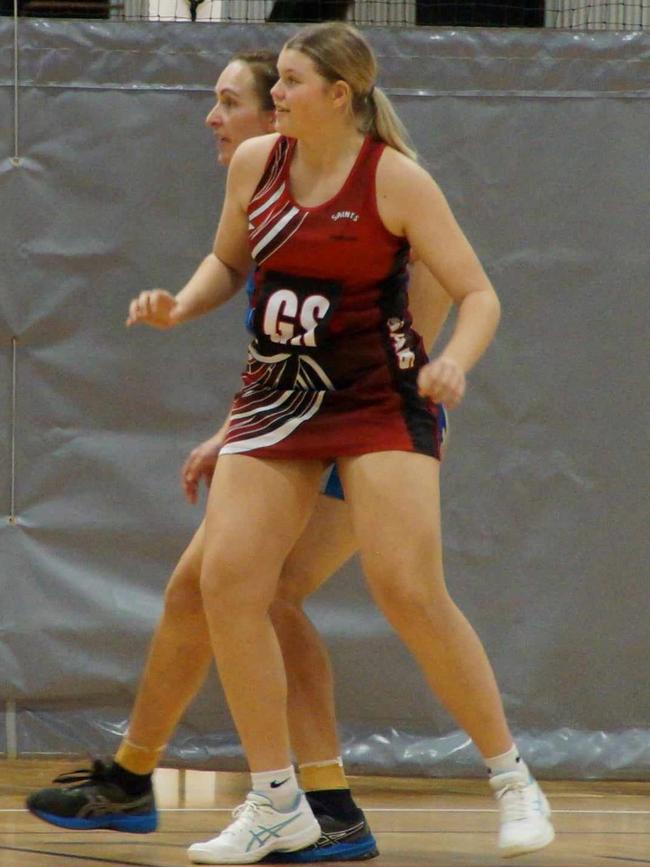 Makenzie Wakelin playing for Saints in Townsville's Premier League. Picture: Saints Netball Club.