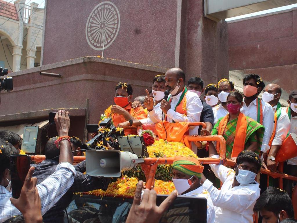 Some supporters at a rally for India’s ruling Bharatiya Janata Party were spotted without masks.