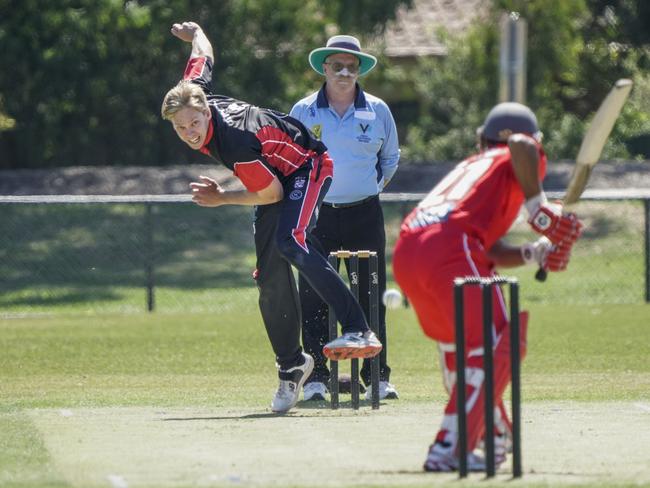 South Caulfield paceman Lachlan Mahon. Picture: Valeriu Campan