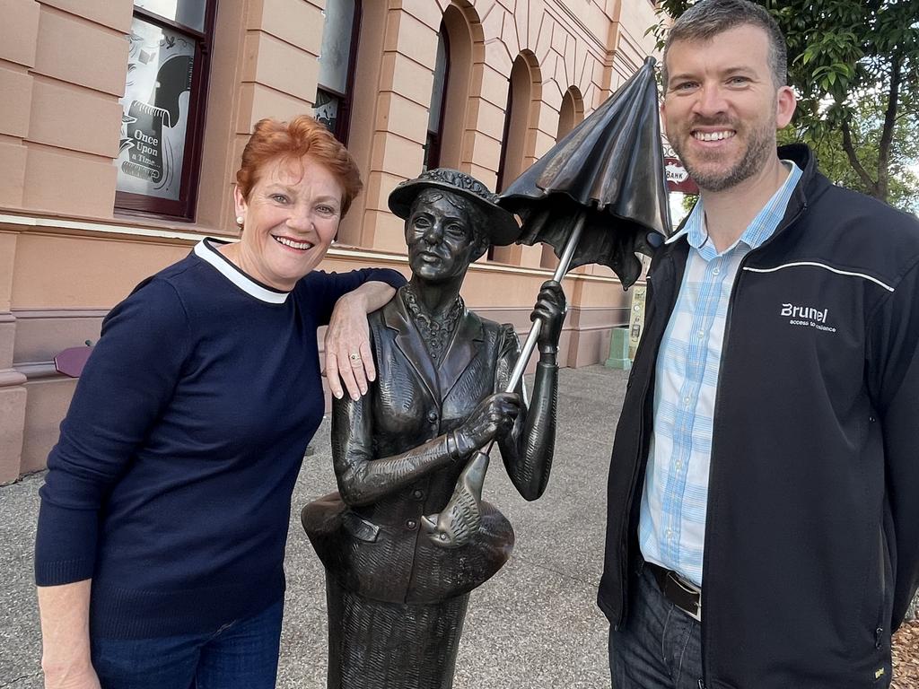 Senator Pauline Hanson and Deputy Mayor Paul Truscott at the Mary Poppins statue in the heart of Maryborough.