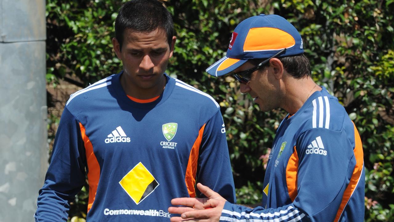 Khawaja has nothing against Langer and texts the coach regularly