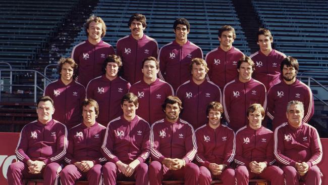 The 1980 Queensland State of Origin team with Wally Lewis (far left in the back row) and Rohan Hancock (third from the right, centre row).