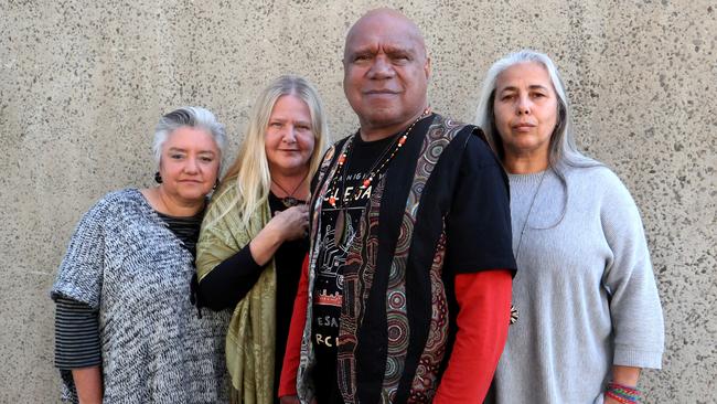 Archie Roach with Tiddas Lou Bennett, Sally Dastey and Amy Saunders. Picture David Geraghty