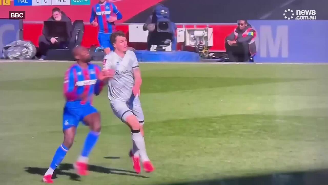 Crystal Palace player knocked out after sickening head kick