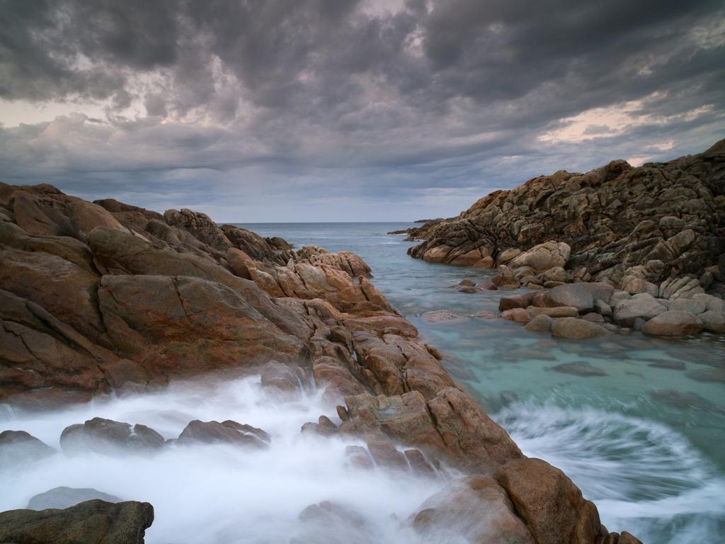 New flights to the Margaret River region are set to put highlights such as Injidup Natural Spa in the spotlight. Picture: Tourism Australia.