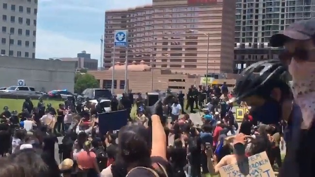 Large Crowd Gathers in Austin During Anti-Police Violence Protest | The ...